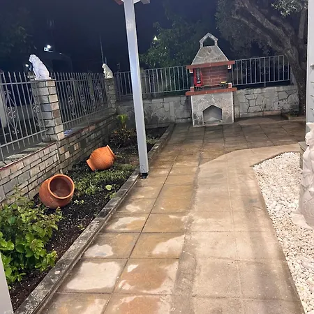 Bright-living Holiday home